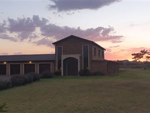 4 Bed House in Rietvlei View