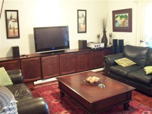 3 Bed Apartment in Summerstrand
