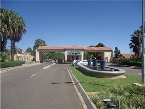 419 m² Land available in Crescent Wood Country Estate