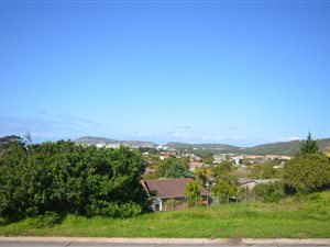 1036 m² Land available in Lower Robberg