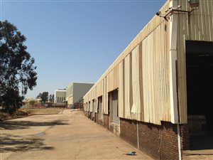 4000 m² Industrial space in Heriotdale