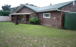 4 Bedroom House in Kleinemonde
