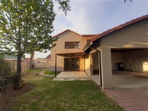 3 Bed House in Isandovale