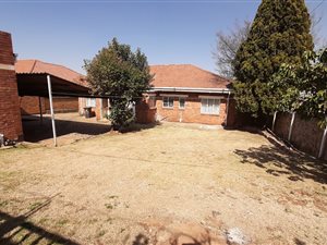 3 Bed House in Linmeyer