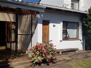 3 Bed Townhouse in Beacon Bay