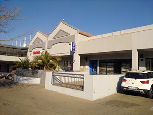 200 m² Retail Space in New Redruth