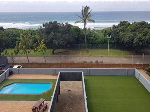 3 Bed Apartment in Amanzimtoti