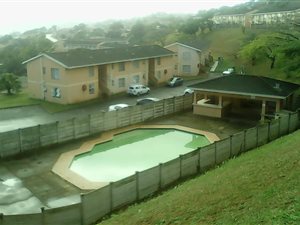 3 Bed Flat in Woodhaven