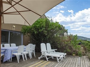4 Bed House in Keurboomstrand