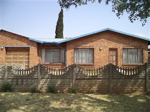 4 Bed House in Mackenzie Park