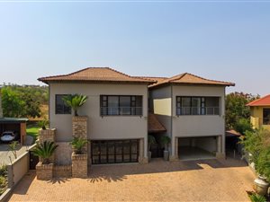 5 Bed House in Sable Hills Waterfront Estate