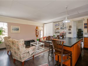 8565 m² Farm in President Park