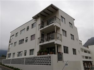 1 Bed Apartment in Hout Bay and surrounds