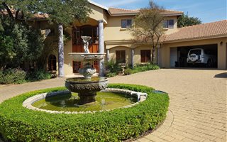 4 Bedroom House in Beaulieu