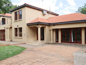 3200 m² Agricultural Holding in Raslouw AH