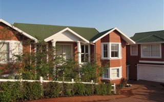 4 Bedroom House in Mt Edgecombe Estate 1 & 2