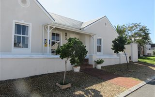 3 Bedroom House in Zevenzicht