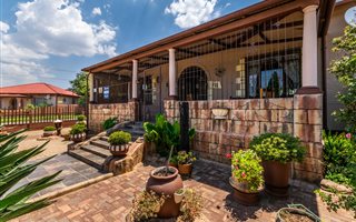 3 Bedroom House in Krugersdorp West