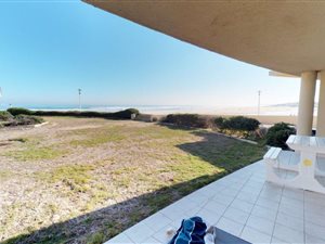 2 Bed Apartment in Lagoon Beach