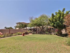 1 Bed Apartment in Illovo Beach