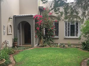 4 Bed House in Stella