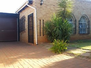 3 Bedroom House in Eldorado Park
