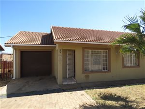 3 Bed Townhouse in Lydenburg