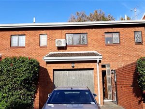 3 Bed Townhouse in Atholl Heights