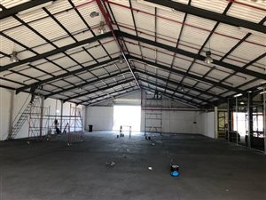 800 m² Industrial space in Bellville South