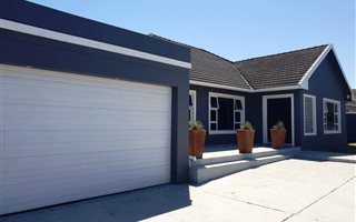 5 Bedroom House in Clamhall