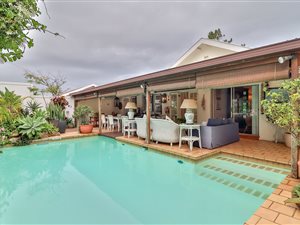 House in Herrwood Park