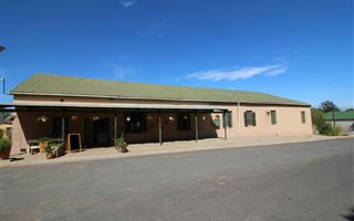 620 m² Commercial space in Aurora