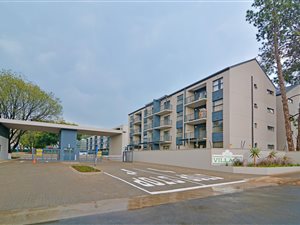 2 Bed Apartment in Clubview
