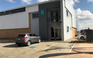 628 m² Industrial space in Pomona
