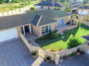 3 Bed Townhouse in Beverley Grove
