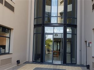 115.069999694824 m² Office Space in Sandhurst