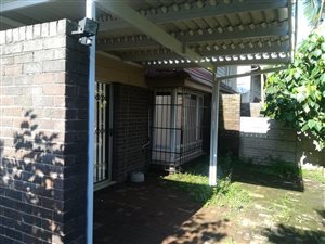 4 Bed Duplex in Ashley