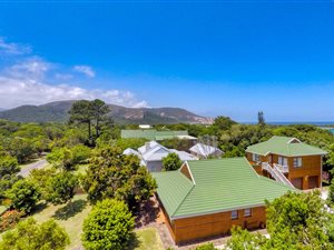 5 Bed House in Natures Valley