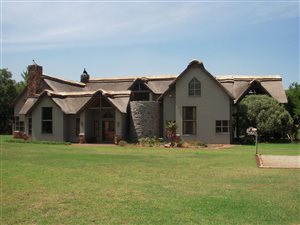 3 Bedroom House in Hennops River