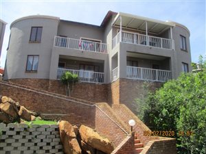 2 Bed Townhouse in Winchester Hills