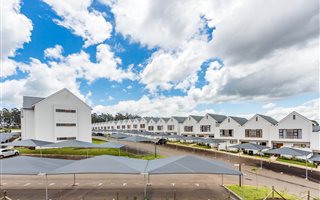 2 Bedroom Apartment in Emberton Estate