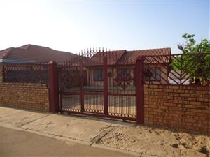 3 Bed House in Soshanguve