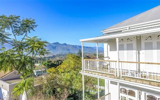 4 Bedroom House in Paarl