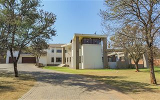 3800 m² Smallholding in Raslouw