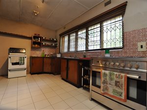 7 Bed House in Chartwell