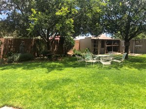 5 Bedroom House in Boshof