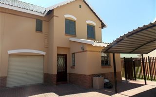 3 Bedroom Townhouse in Reyno Ridge