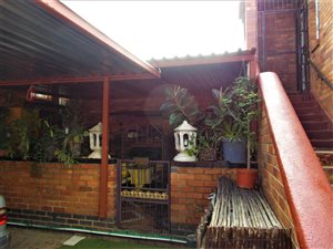 1 Bed Apartment in Selection Park