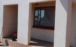 2 Bedroom House in Ivory Park