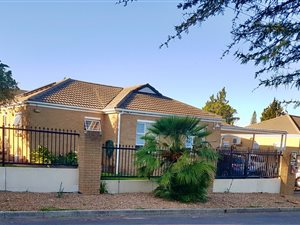 3 Bed House in Schoongezicht